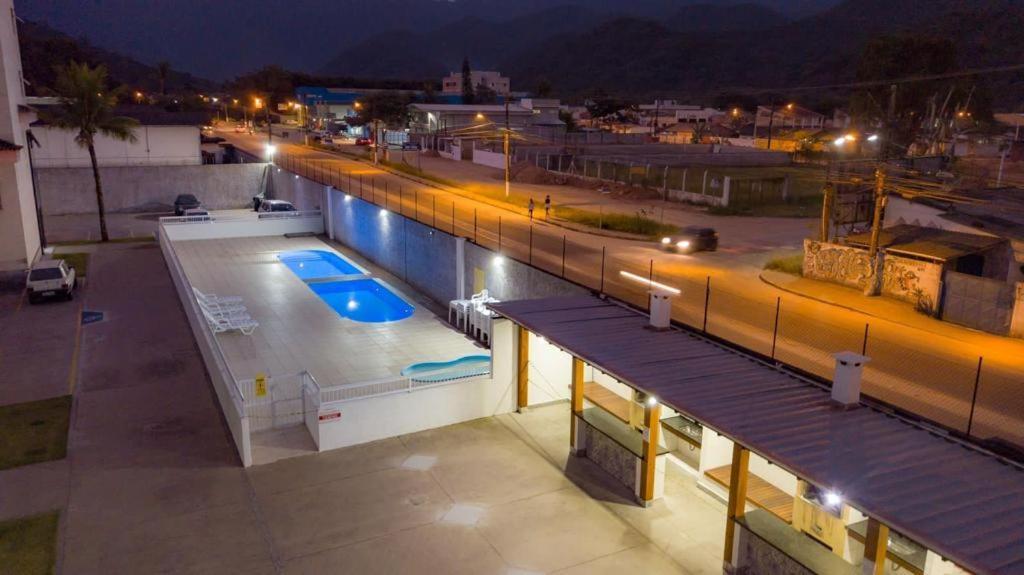 Cond Sun Way Com Piscinas E Churrasqueiras Ubatuba